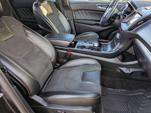 Used 2019 Ford Edge ST w/ Convenience Package image 20
