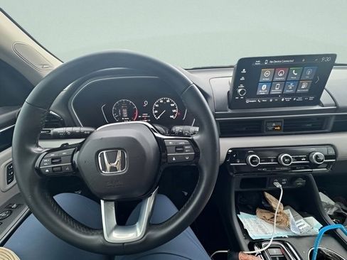 Used 2025 Honda Pilot Touring image 16
