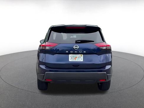 Used 2025 Nissan Rogue SV FWD image 12