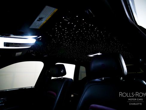 Used 2020 Rolls-Royce Cullinan Black Badge AWD/4WD image 12
