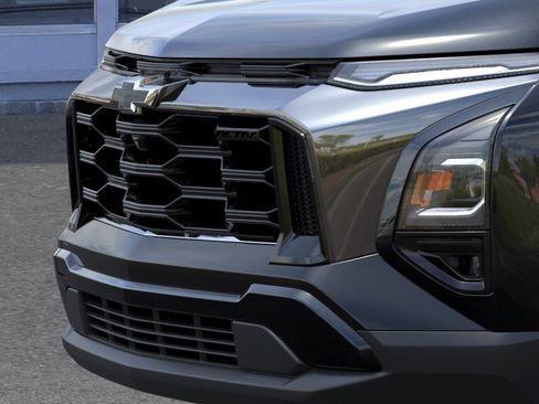 New 2026 Chevrolet Equinox ACTIV AWD/4WD image 15