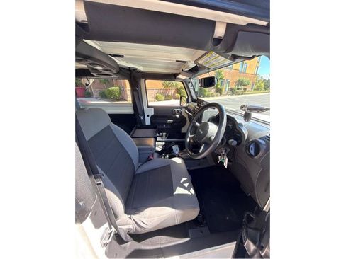 Used 2008 Jeep Wrangler X AWD/4WD image 11