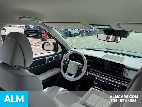 Used 2025 Hyundai Santa Fe SEL FWD image 26