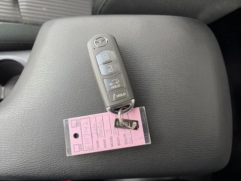 Used 2014 MAZDA MAZDA3 i Touring image 36