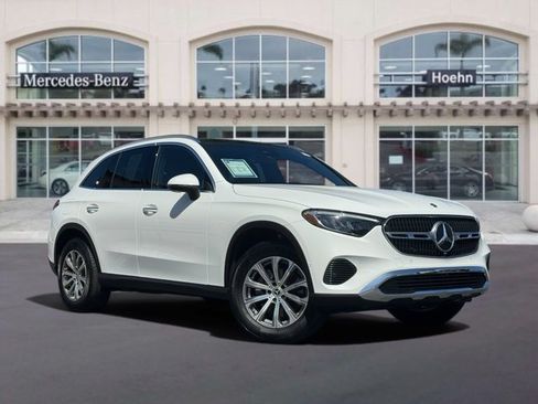 Used 2026 Mercedes-Benz GLC 300 4MATIC image 1