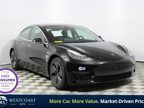 Used 2019 Tesla Model 3 Standard Range Plus image 1