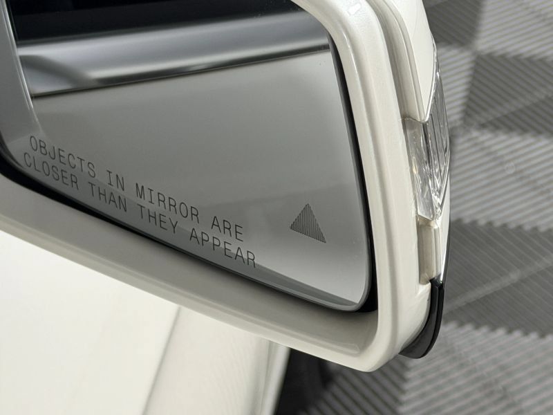 Used 2014 Mercedes-Benz E 250 BlueTEC 4MATIC Sedan image 65