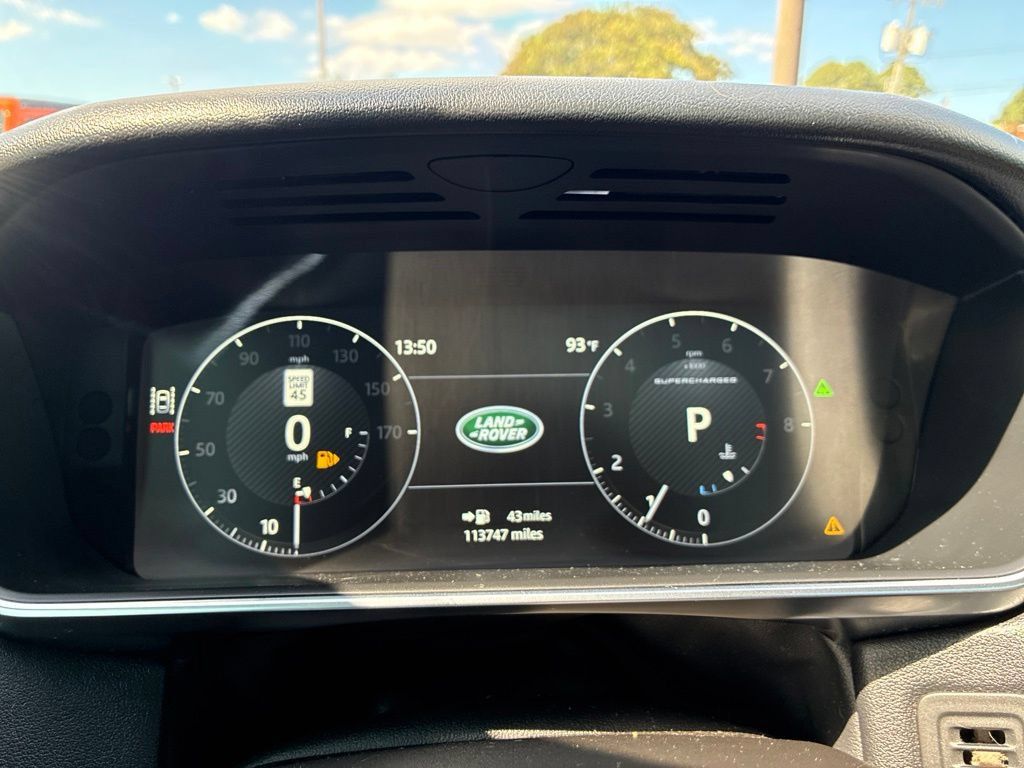 Used 2017 Land Rover Range Rover Sport Supercharged AWD/4WD image 10