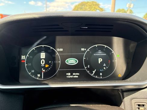Used 2017 Land Rover Range Rover Sport Supercharged AWD/4WD image 10