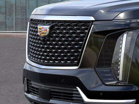 New 2026 Cadillac Escalade ESV Luxury w/ Touring Package image 38