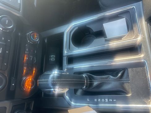 Used 2016 Ford F150 XLT w/ Equipment Group 302A Luxury image 23