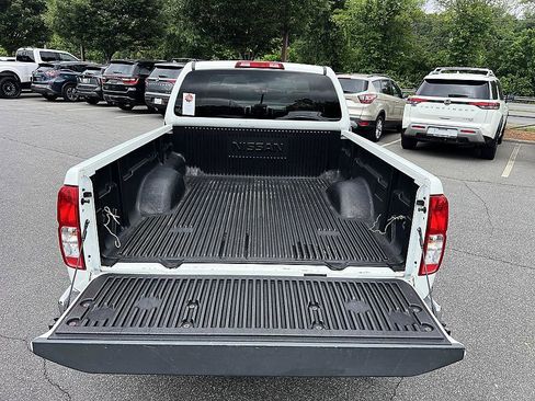 Used 2014 Nissan Frontier S RWD image 15