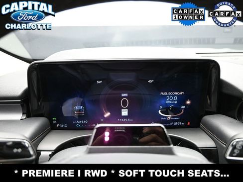 Used 2025 Lincoln Aviator Premiere image 14