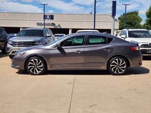 Used 2018 Acura ILX FWD image 5