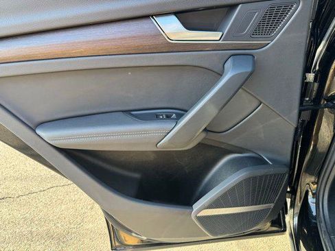 Certified 2024 Audi Q5 2.0T Premium Plus image 17