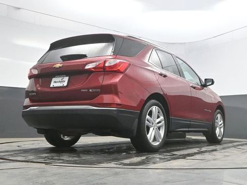 Used 2018 Chevrolet Equinox Premier AWD/4WD image 29