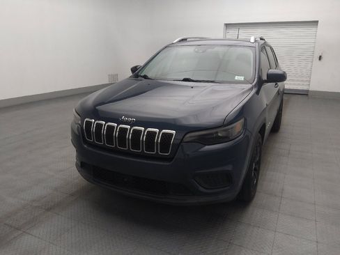 Used 2021 Jeep Cherokee Latitude FWD image 15