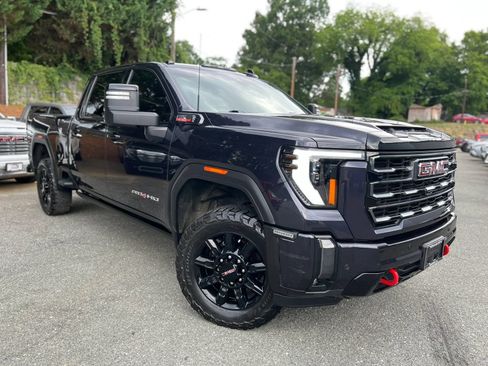 Used 2024 GMC Sierra 2500 AT4 w/ AT4 Premium Plus Package AWD/4WD image 20