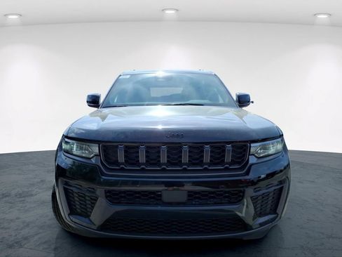 New 2026 Jeep Grand Cherokee L 4WD image 4