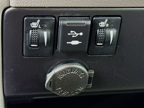 Used 2020 Toyota Sienna XLE Premium image 26