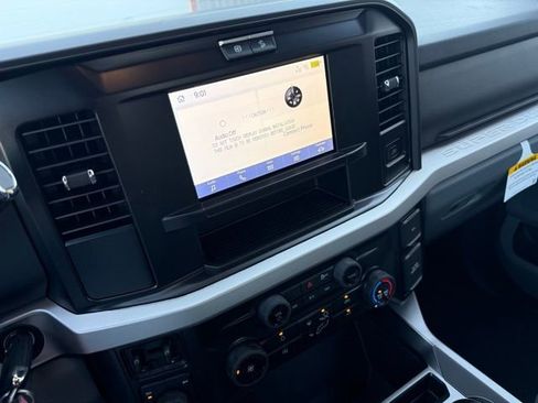 New 2026 Ford F250 XLT w/ FX4 Off-Road Package image 14