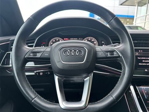 Used 2021 Audi Q8 Prestige w/ Prestige Package image 23
