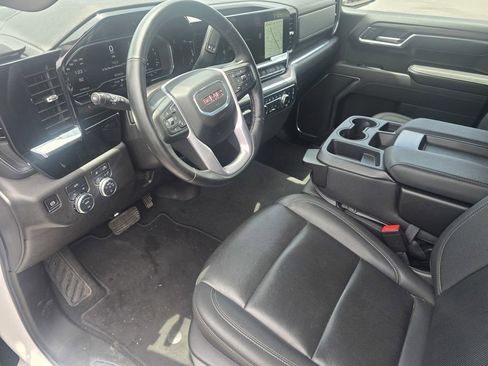 Used 2025 GMC Sierra 1500 SLT AWD/4WD image 20