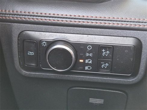 Used 2024 Ford Mustang GT Premium image 34