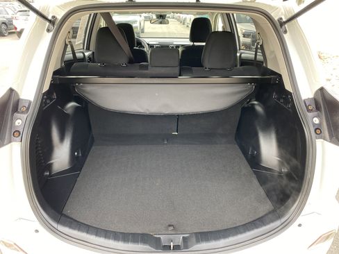 Used 2018 Toyota RAV4 LE w/ All Weather Liner Package image 34