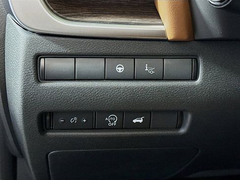 New 2026 Nissan Rogue Platinum w/ Platinum Premium Package image 10