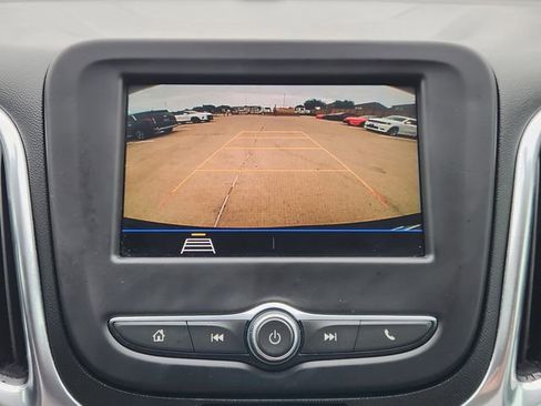 Used 2020 Chevrolet Equinox LS w/ LS Convenience Package FWD image 6