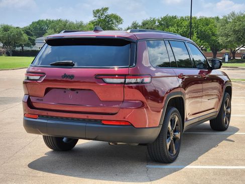 Used 2023 Jeep Grand Cherokee L Laredo AWD/4WD image 6