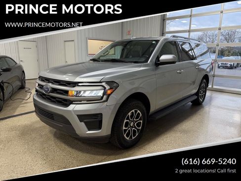 Used 2024 Ford Expedition Max XLT image 1