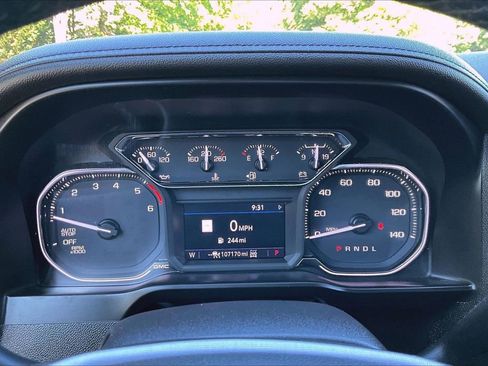 Used 2020 GMC Sierra 1500 SLT w/ SLT Premium Plus Package AWD/4WD image 10