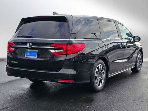Used 2024 Honda Odyssey EX-L image 3