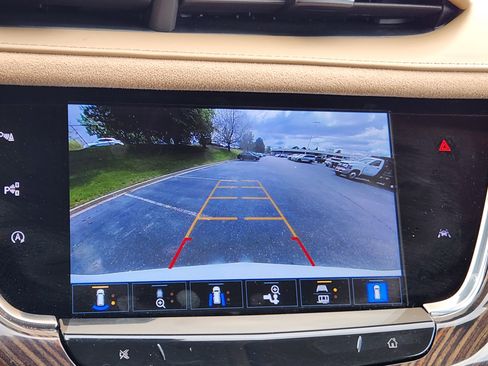 Used 2023 Cadillac XT6 Premium Luxury w/ Platinum Package AWD/4WD image 29