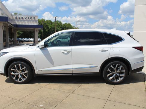 Certified 2023 Acura MDX w/ Technology Package FWD image 7