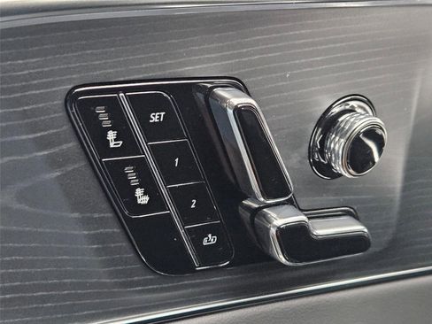 New 2026 Cadillac Lyriq Sport w/ LPO, Floor Liner Package AWD/4WD image 20