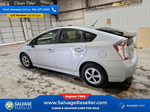 Used 2013 Toyota Prius Two FWD image 3