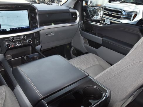 Certified 2022 Ford F150 XLT w/ Equipment Group 302A High image 17