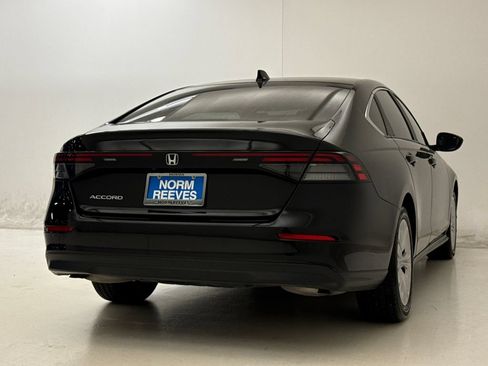 Used 2025 Honda Accord LX image 9