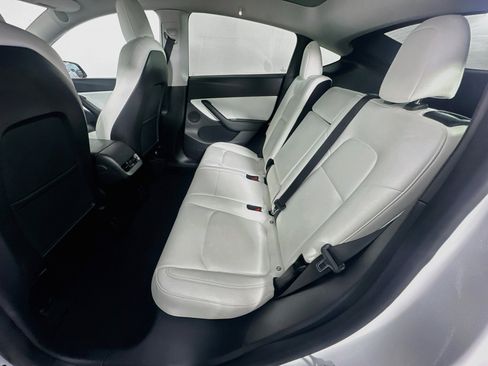 Used 2020 Tesla Model Y Long Range AWD/4WD image 27