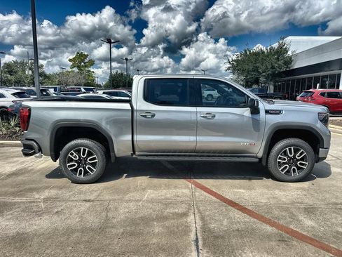 New 2026 GMC Sierra 1500 AT4 w/ AT4 Premium Package AWD/4WD image 10