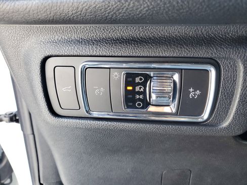 New 2026 Lincoln Corsair Premiere image 14