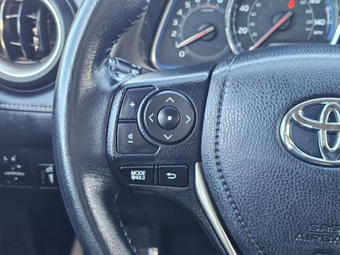 Used 2015 Toyota RAV4 Limited image 26