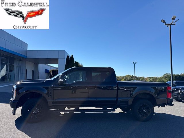 Used 2024 Ford F250 XLT w/ Black Appearance Package AWD/4WD image 6