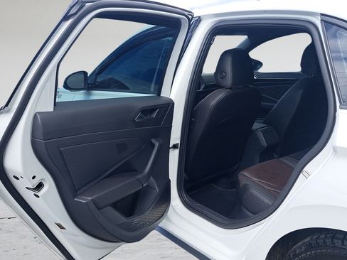 Used 2023 Volkswagen Jetta GLI Autobahn FWD image 11