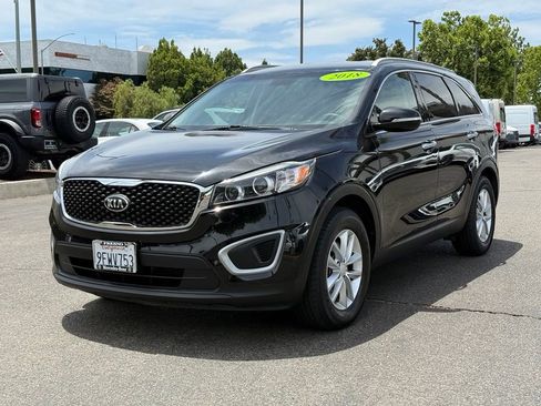 Used 2018 Kia Sorento FWD image 8