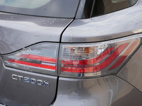 Used 2012 Lexus CT 200h Premium image 17