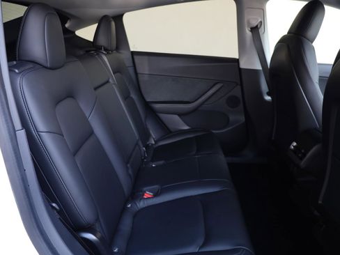Used 2020 Tesla Model Y Long Range AWD/4WD image 24